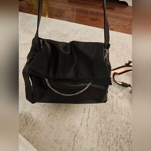 Elegant Black Leather Shoulder Bag